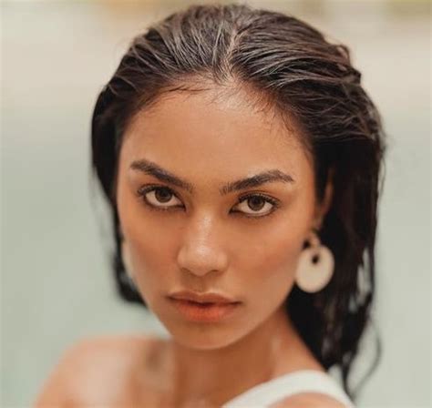 Alaiza Malinao Biography .